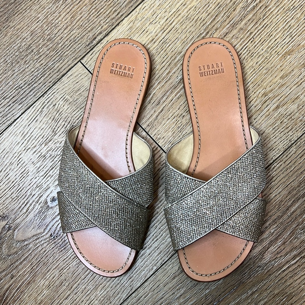 Stuart Weitzman Glittery Gold Criss Cross Sandals Size 8M